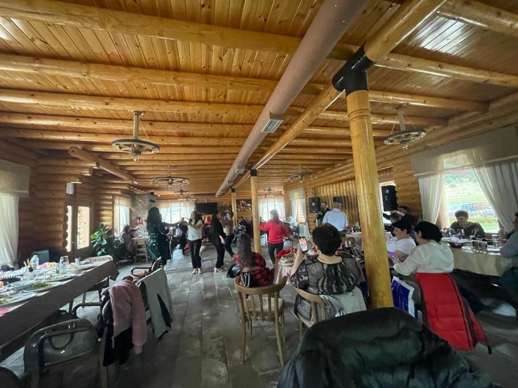 Resort Mezini Erseke Eksteriør billede